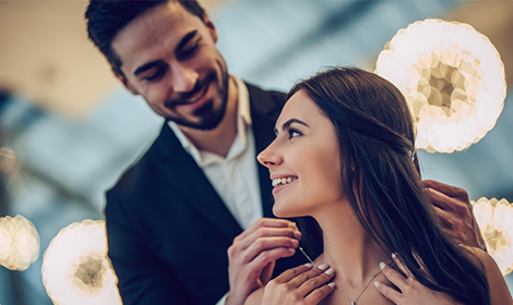 CELEBRITY DAUGHTER OPENS UP ABOUT HAVING HER EYES post thumbnail